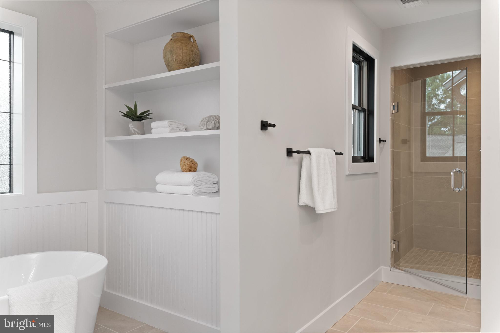 MURRAY HILL - Residential