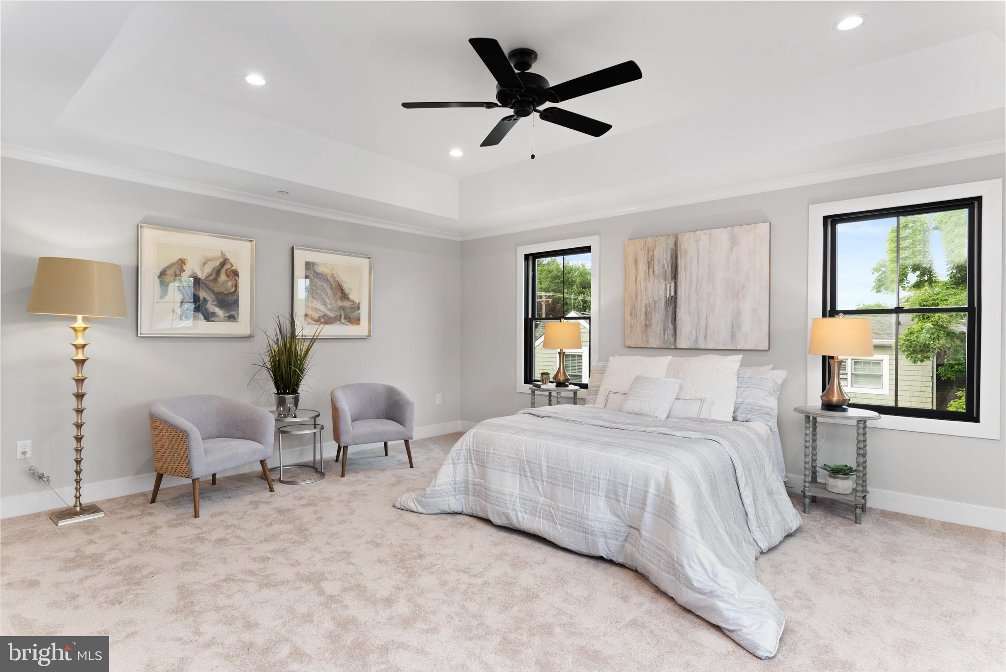 MURRAY HILL - Residential