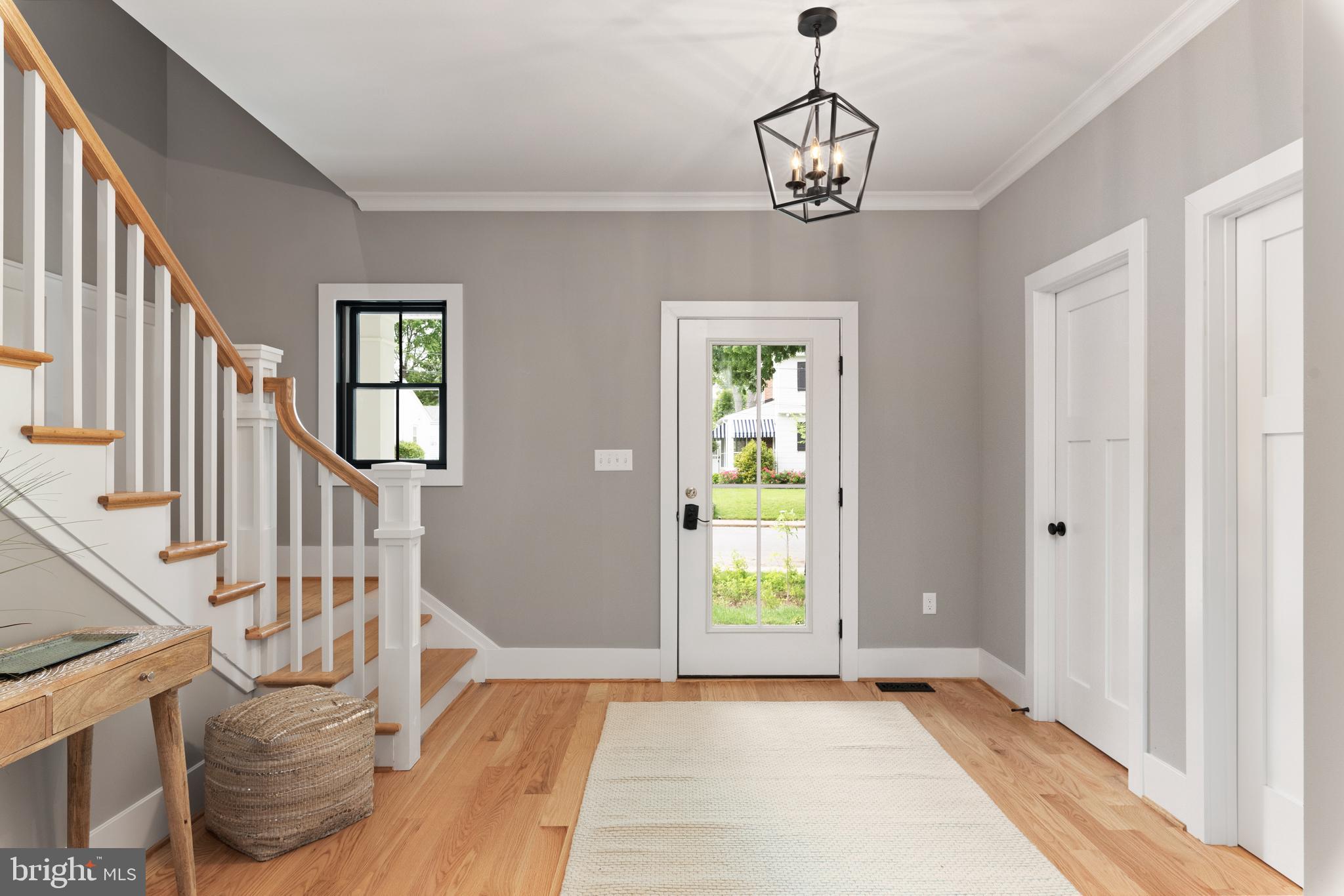 MURRAY HILL - Residential