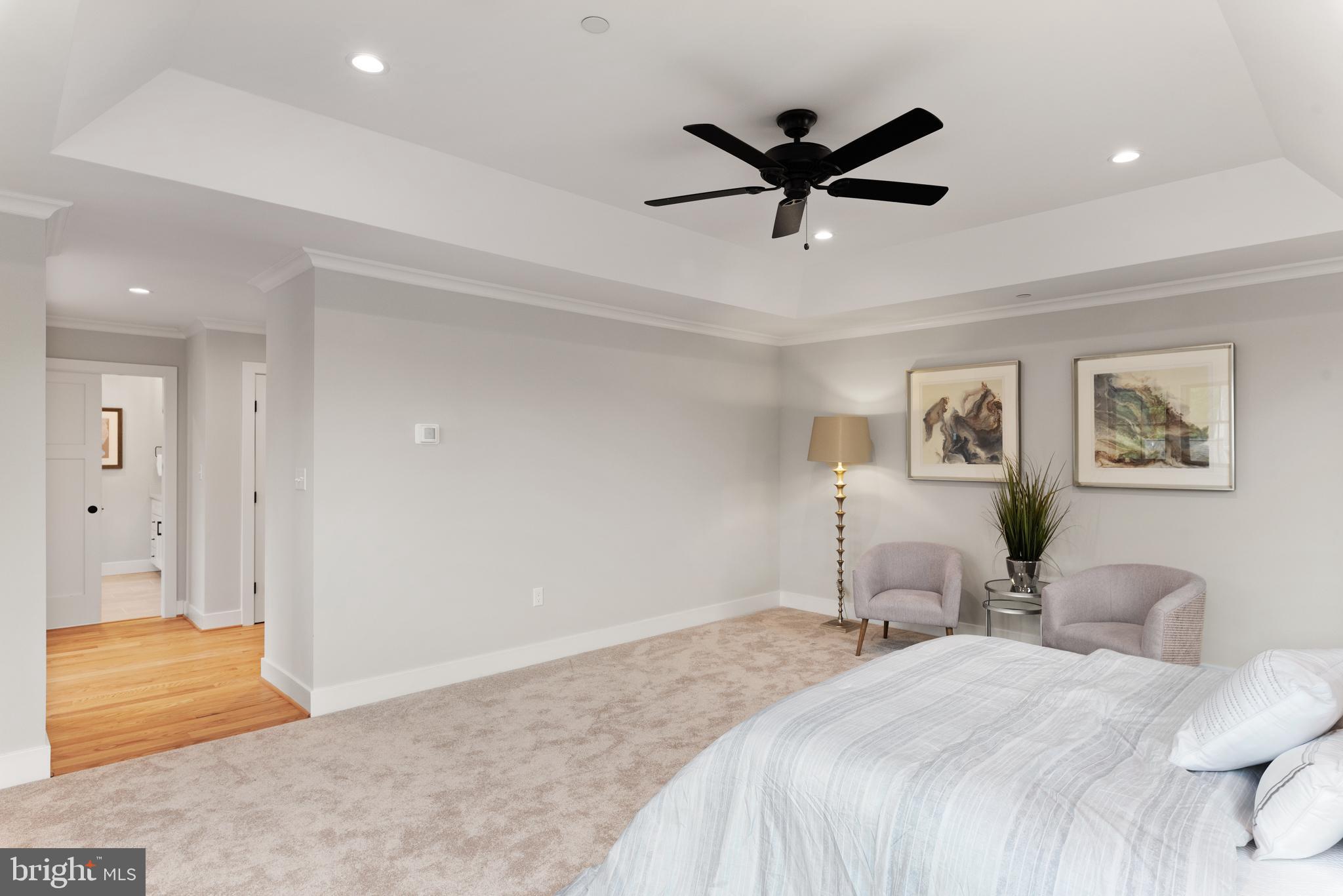 MURRAY HILL - Residential