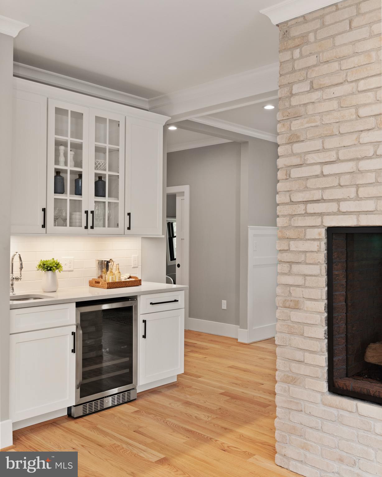 MURRAY HILL - Residential