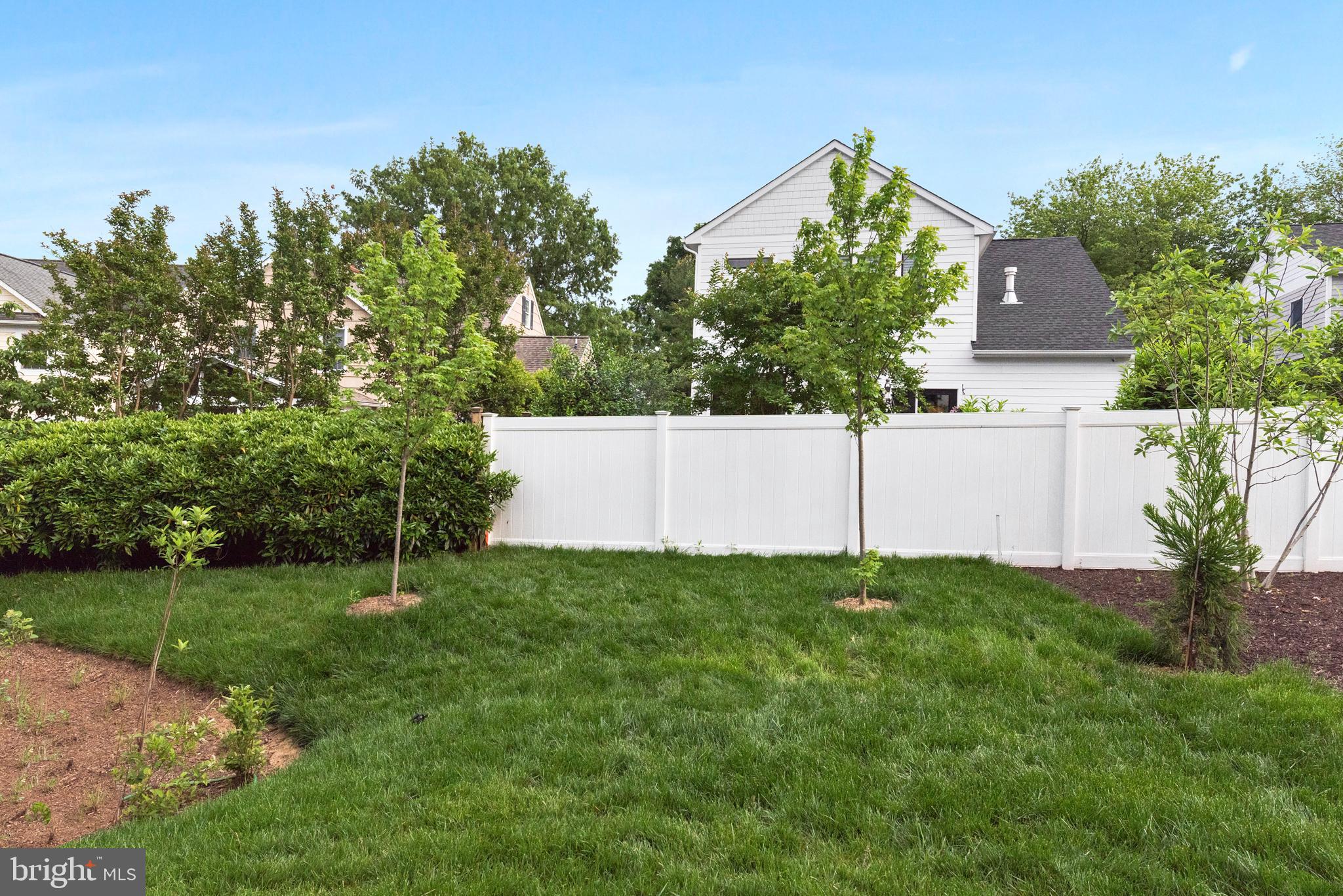 MURRAY HILL - Residential