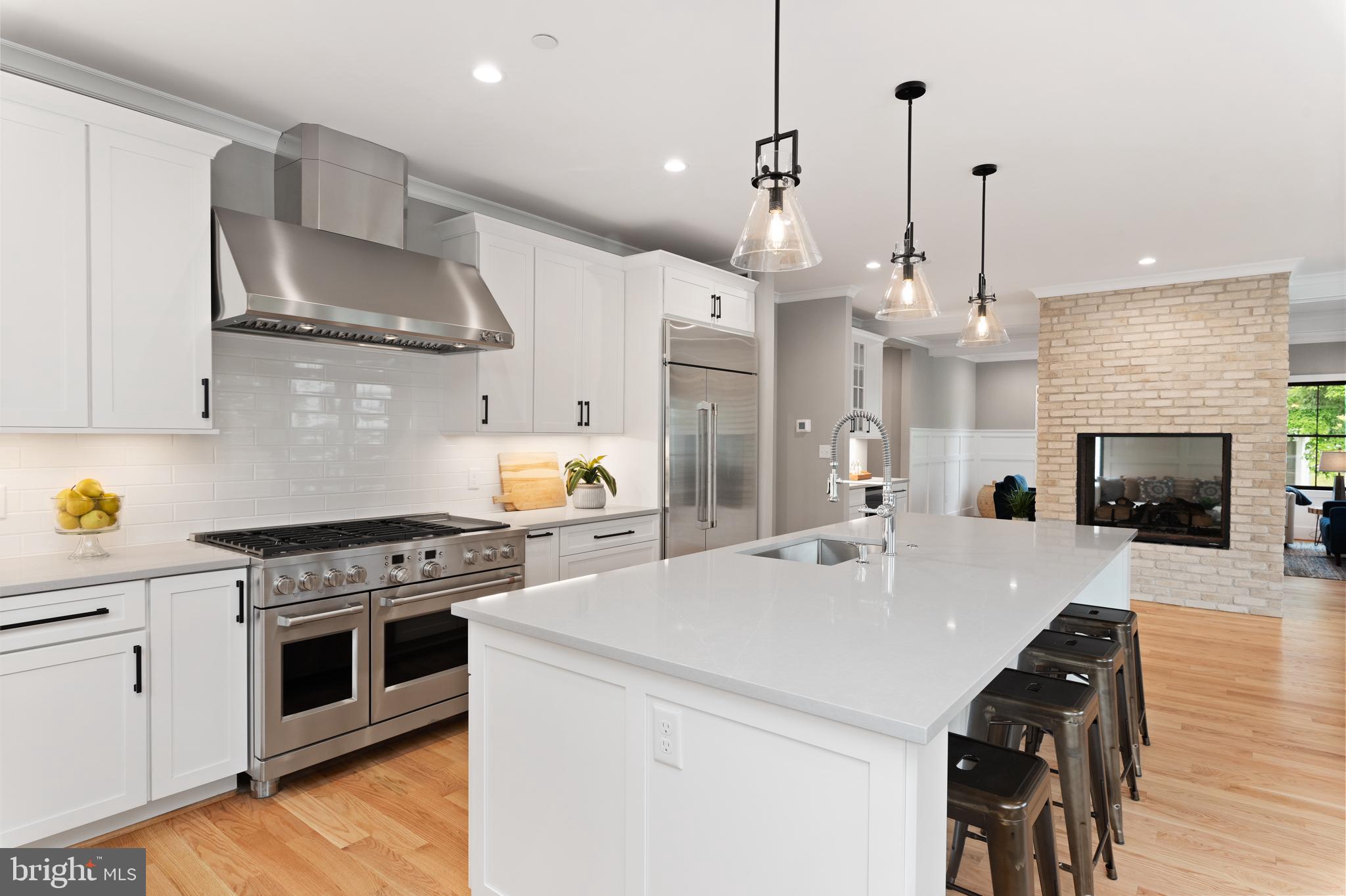 MURRAY HILL - Residential