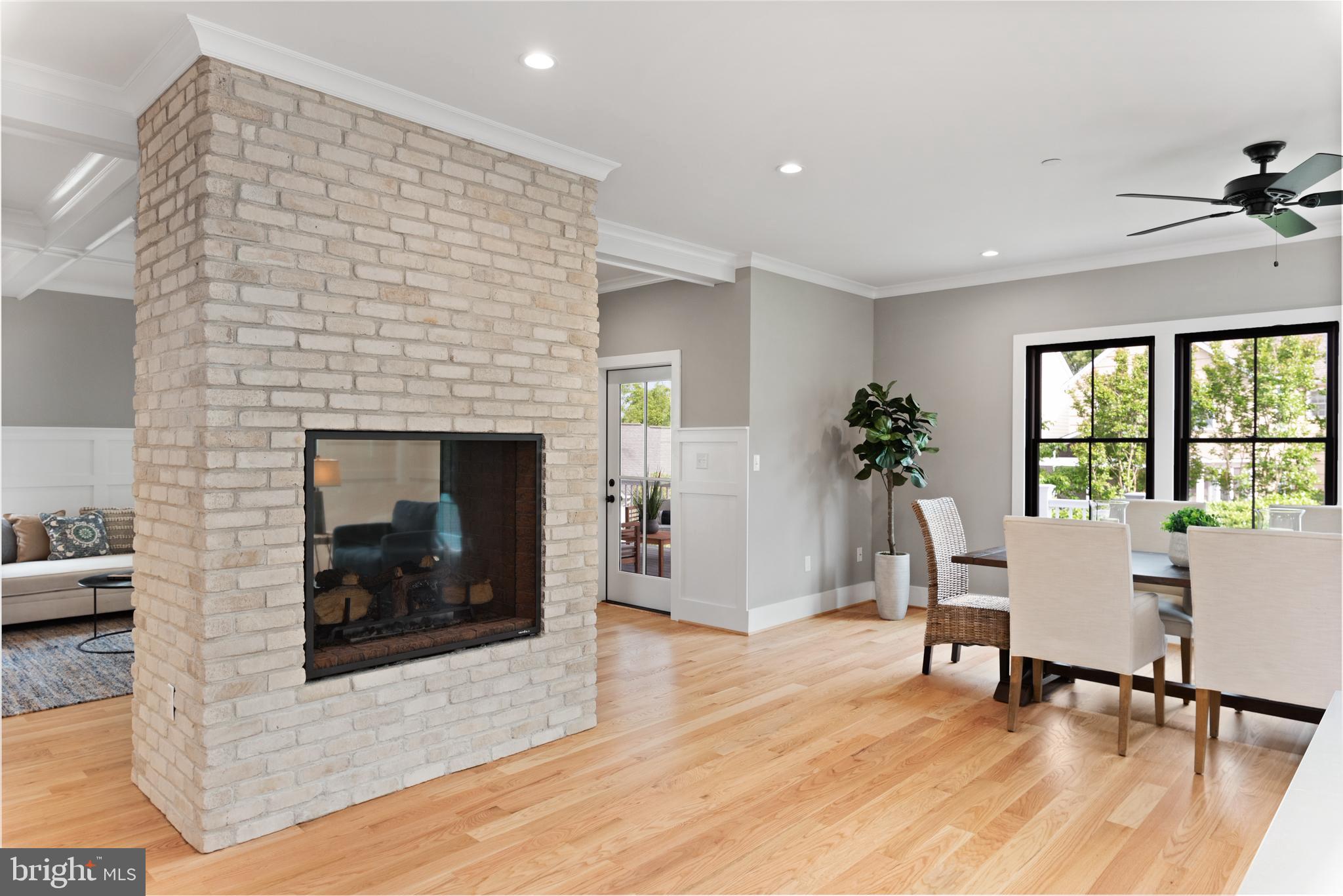 MURRAY HILL - Residential