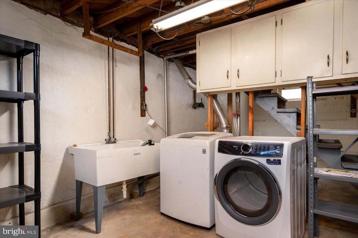 HOLLYWOOD - Residential