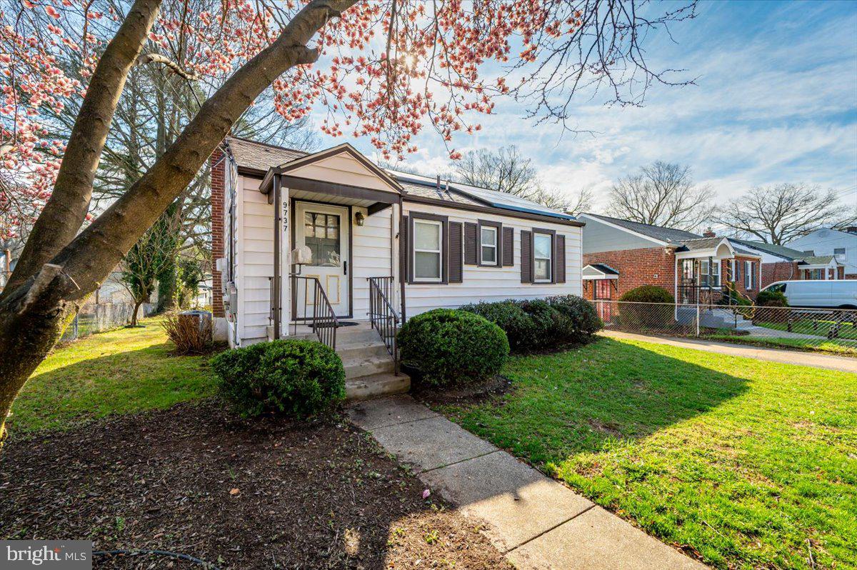 HOLLYWOOD - Residential