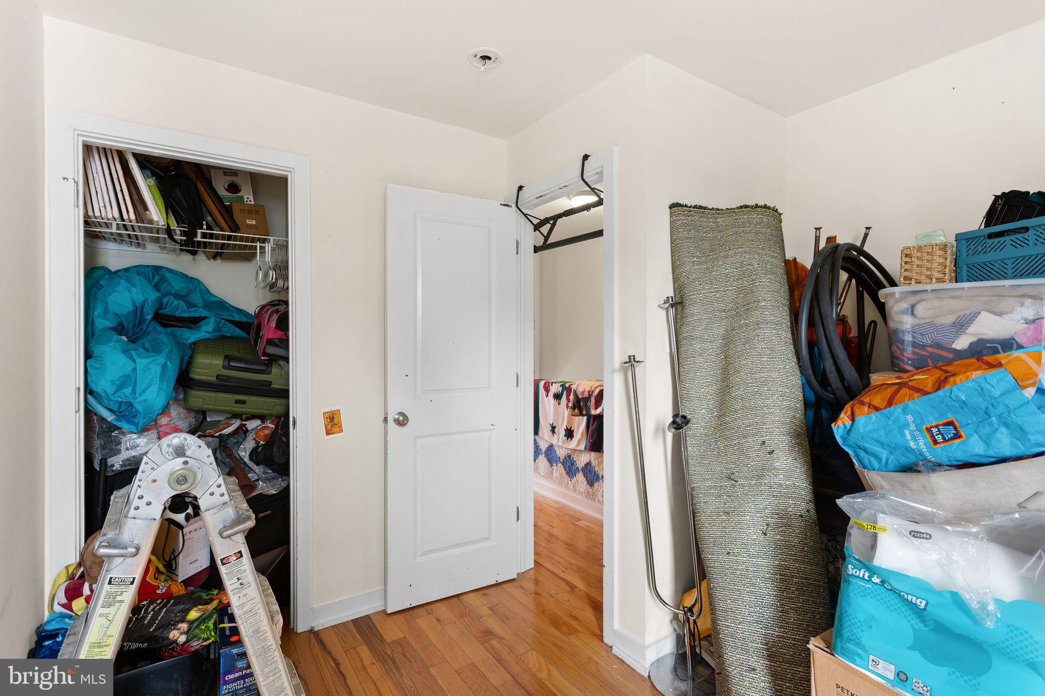 PHILADELPHIA (NORTHWEST) - Residential Income