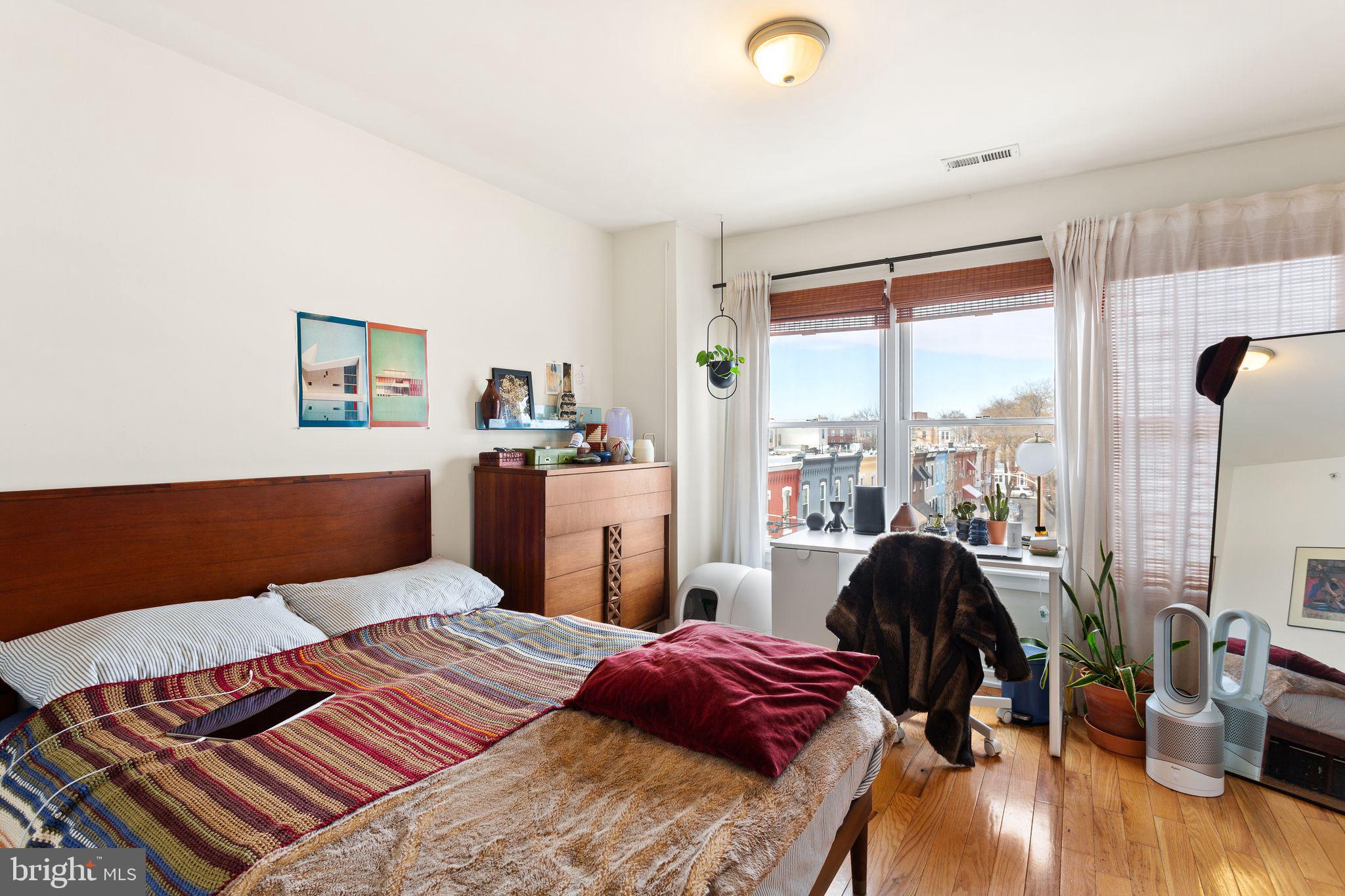 PHILADELPHIA (NORTHWEST) - Residential Income