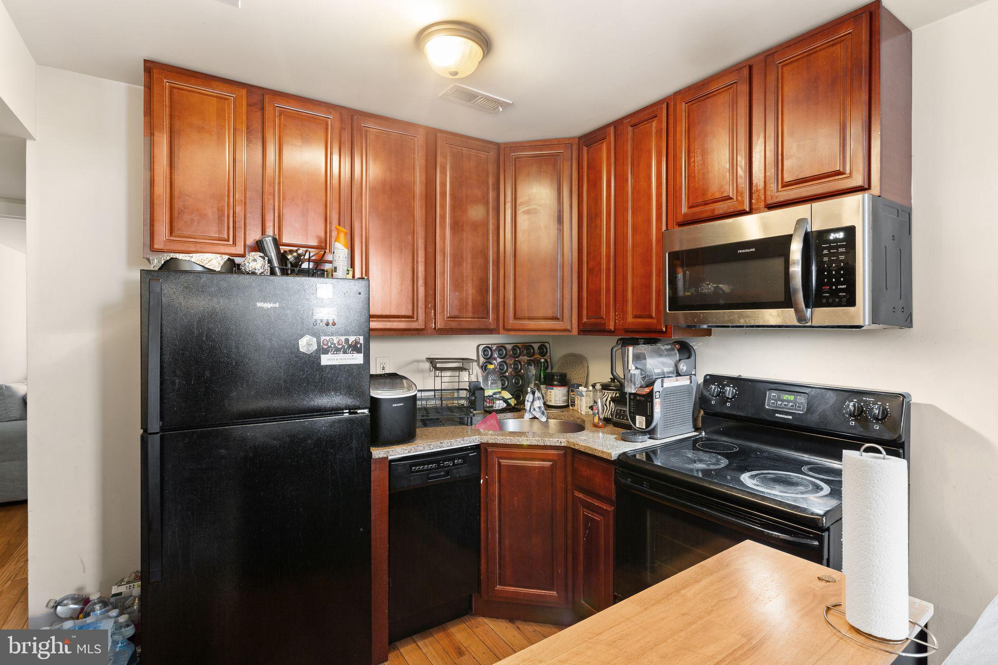 PHILADELPHIA (NORTHWEST) - Residential Income