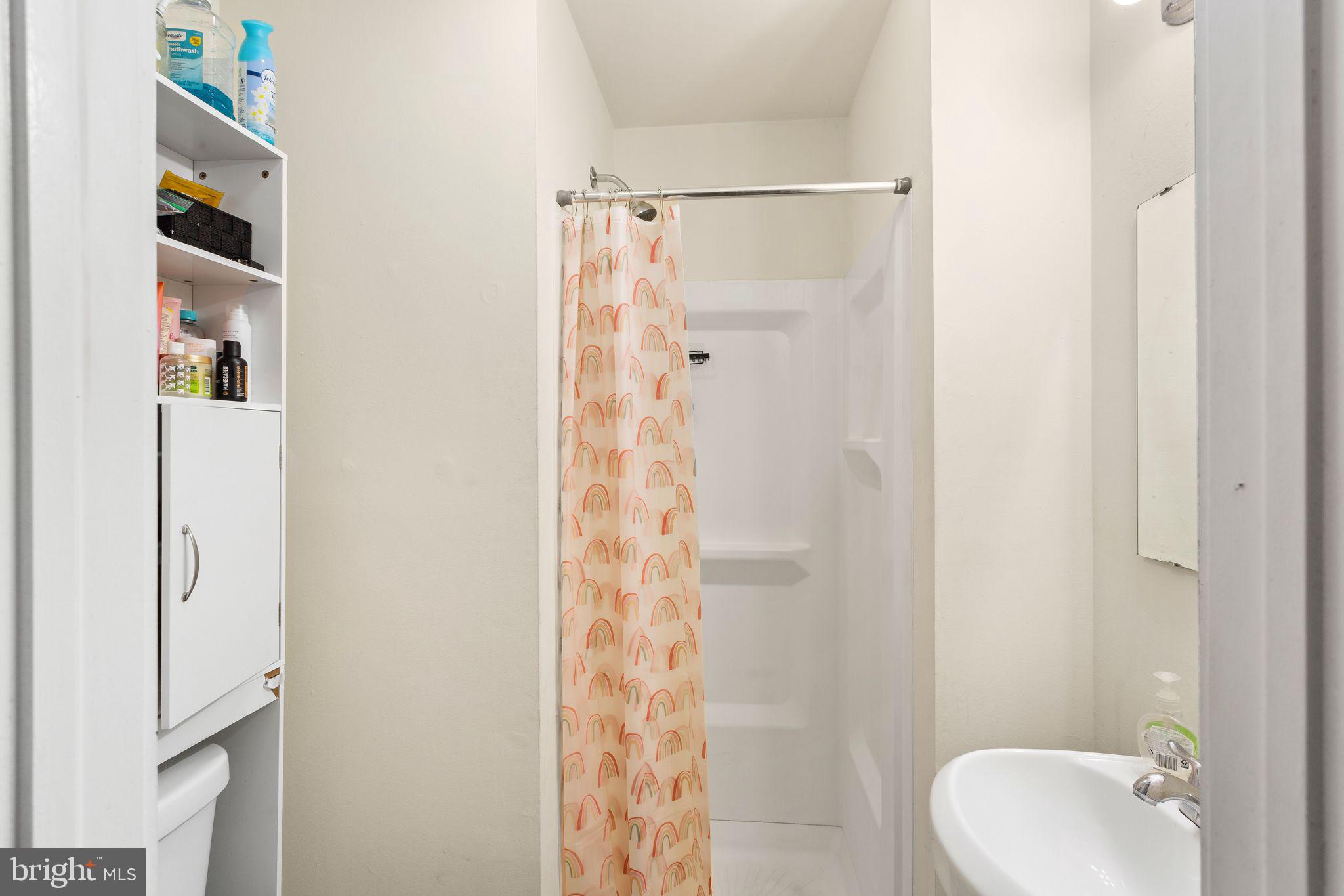 PHILADELPHIA (NORTHWEST) - Residential Income