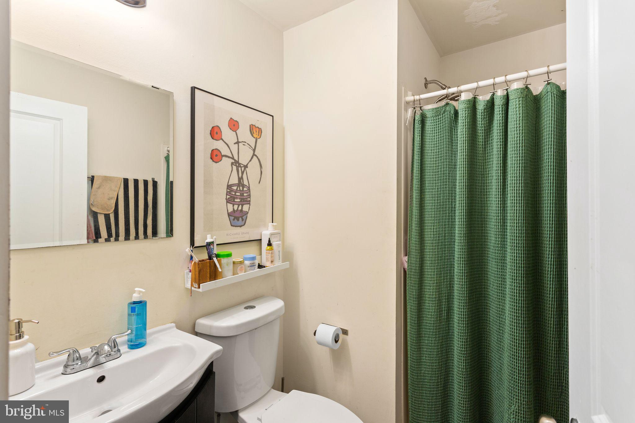 PHILADELPHIA (NORTHWEST) - Residential Income