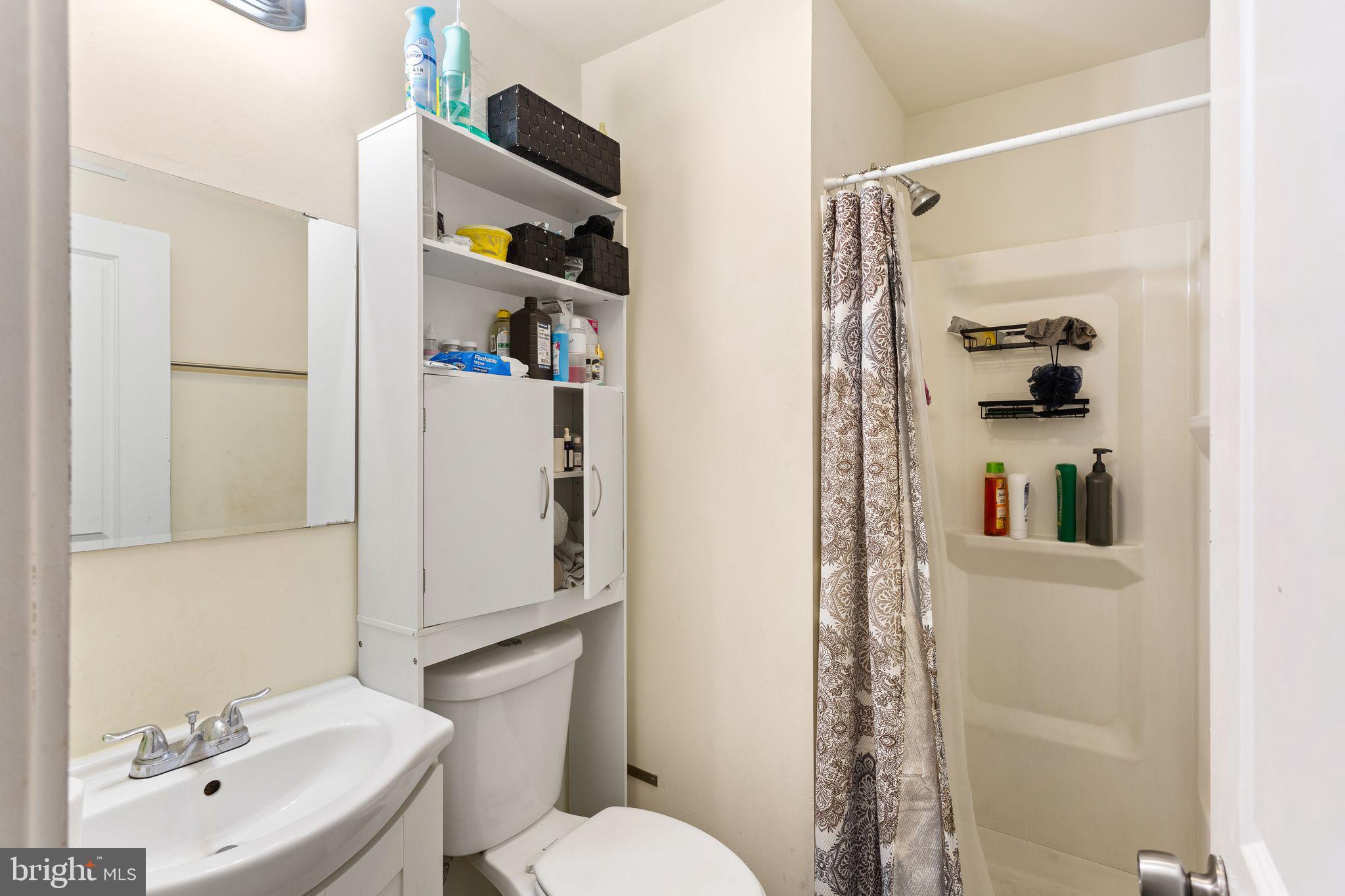 PHILADELPHIA (NORTHWEST) - Residential Income