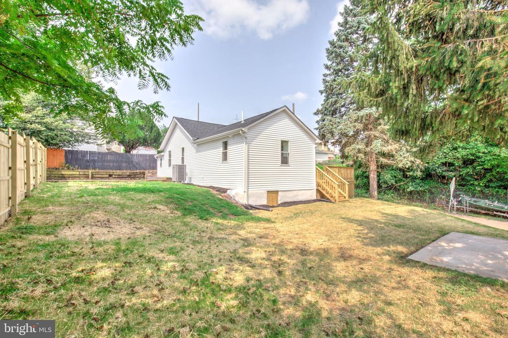 Photo of 1 Penn Street, PHOENIXVILLE, PA 19460 (MLS # PACT2105554)