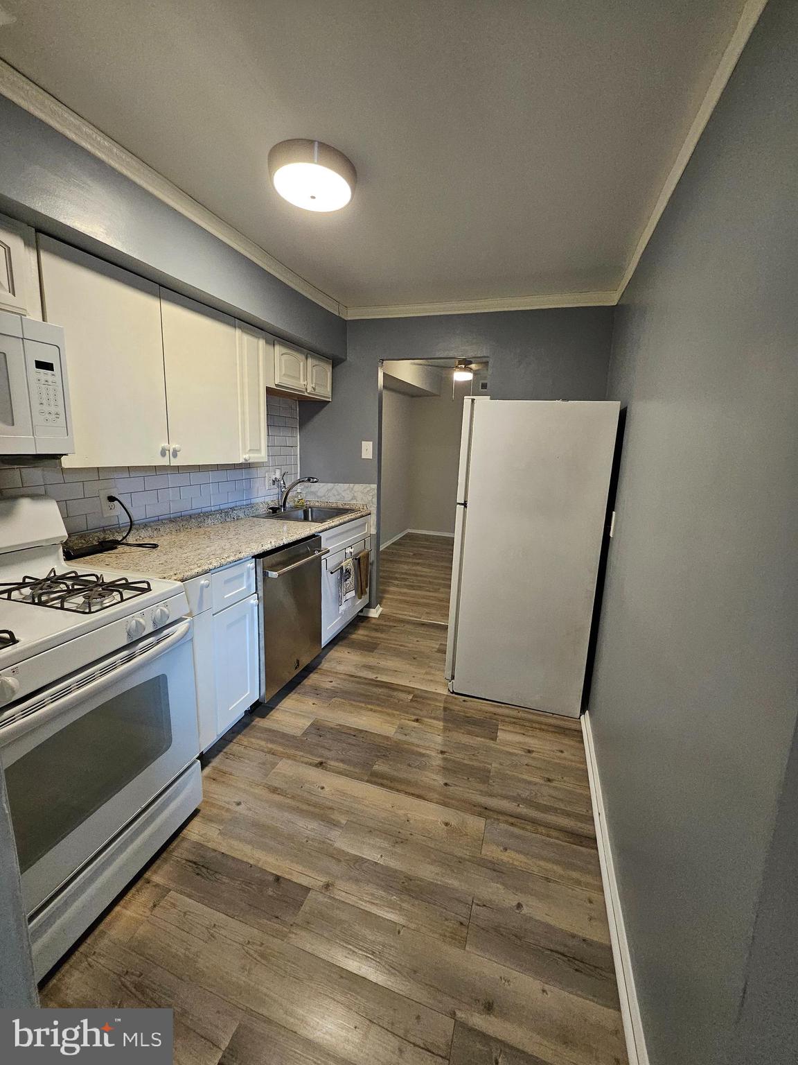 STONEGATE CONDO - Residential Lease