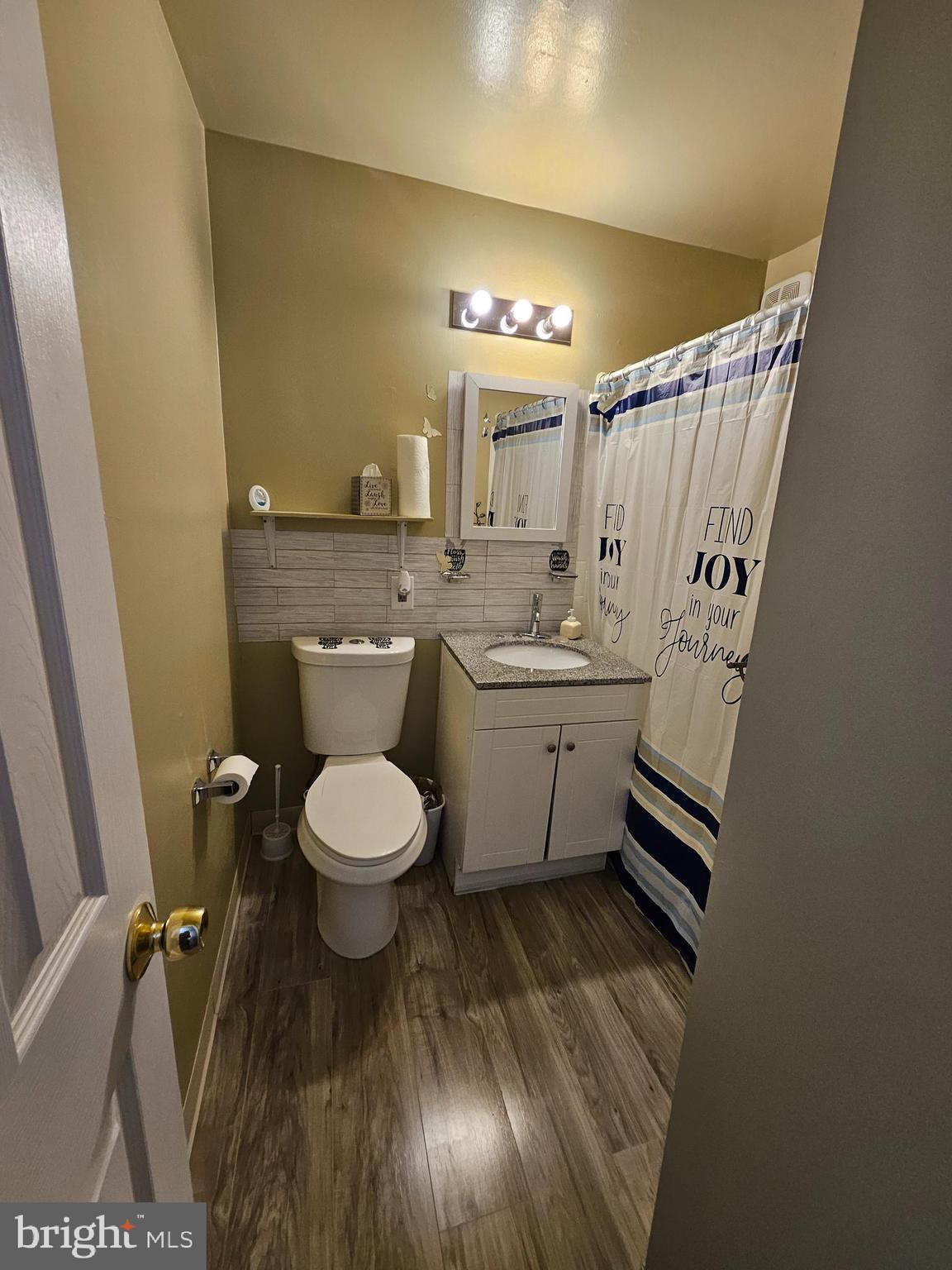 STONEGATE CONDO - Residential Lease