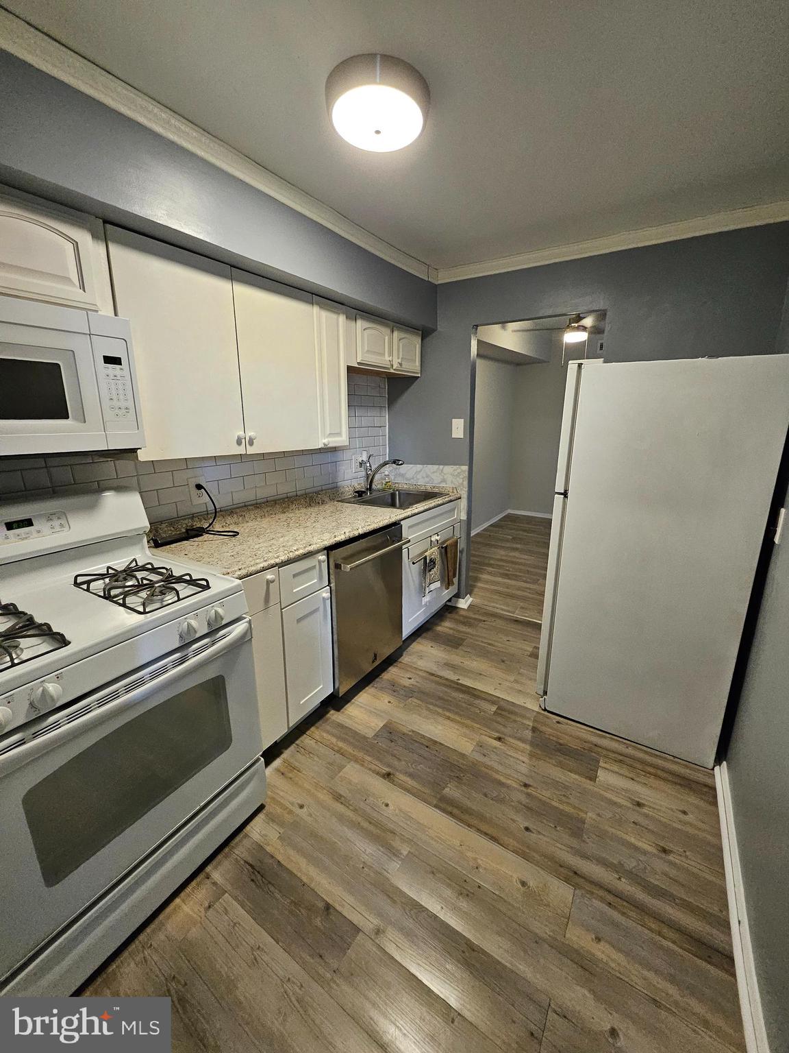 STONEGATE CONDO - Residential Lease