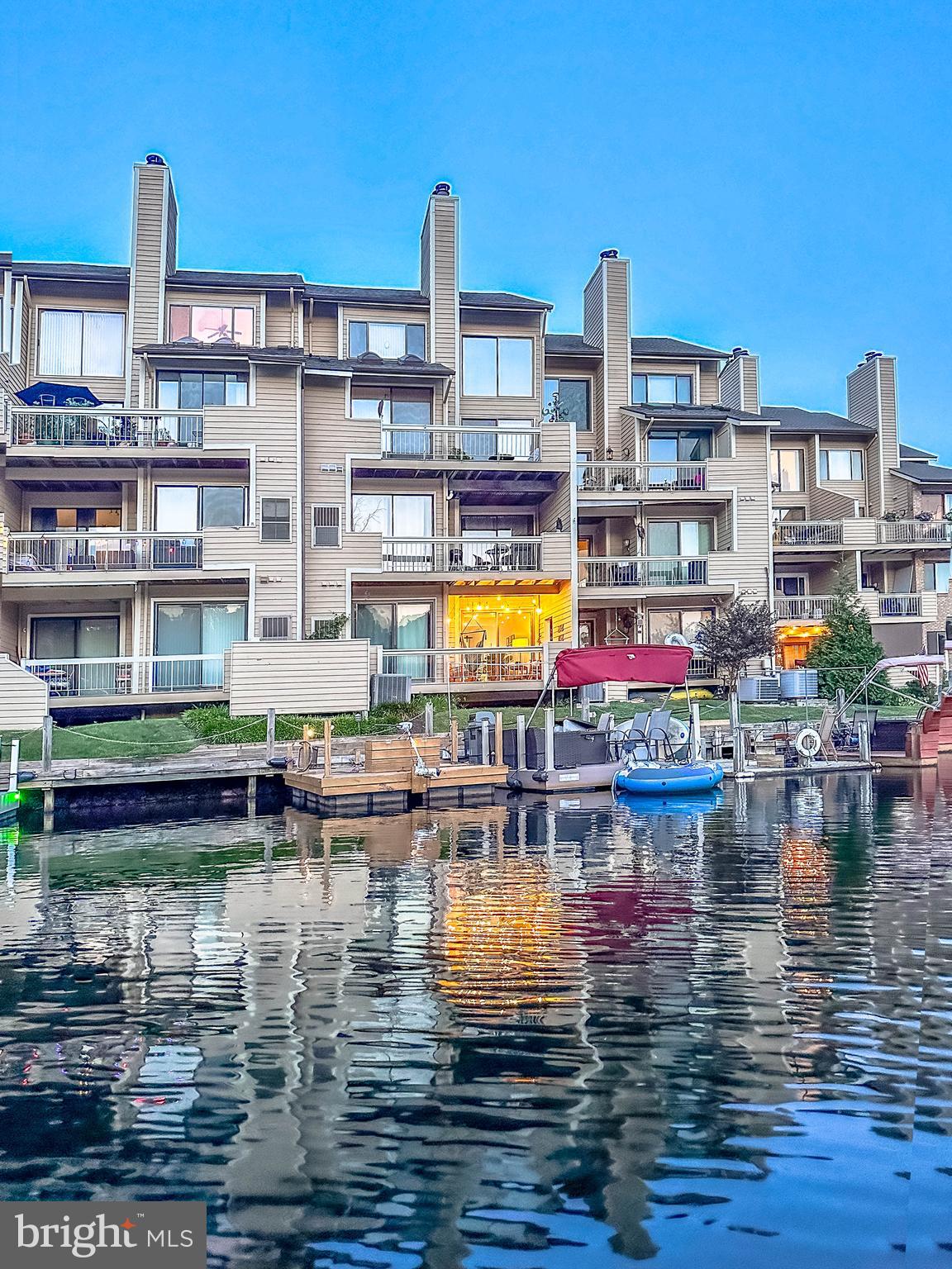 HARBOR POINT - Residential Lease