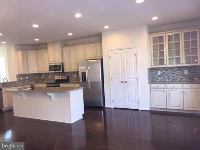 BALLARD GREEN - Residential