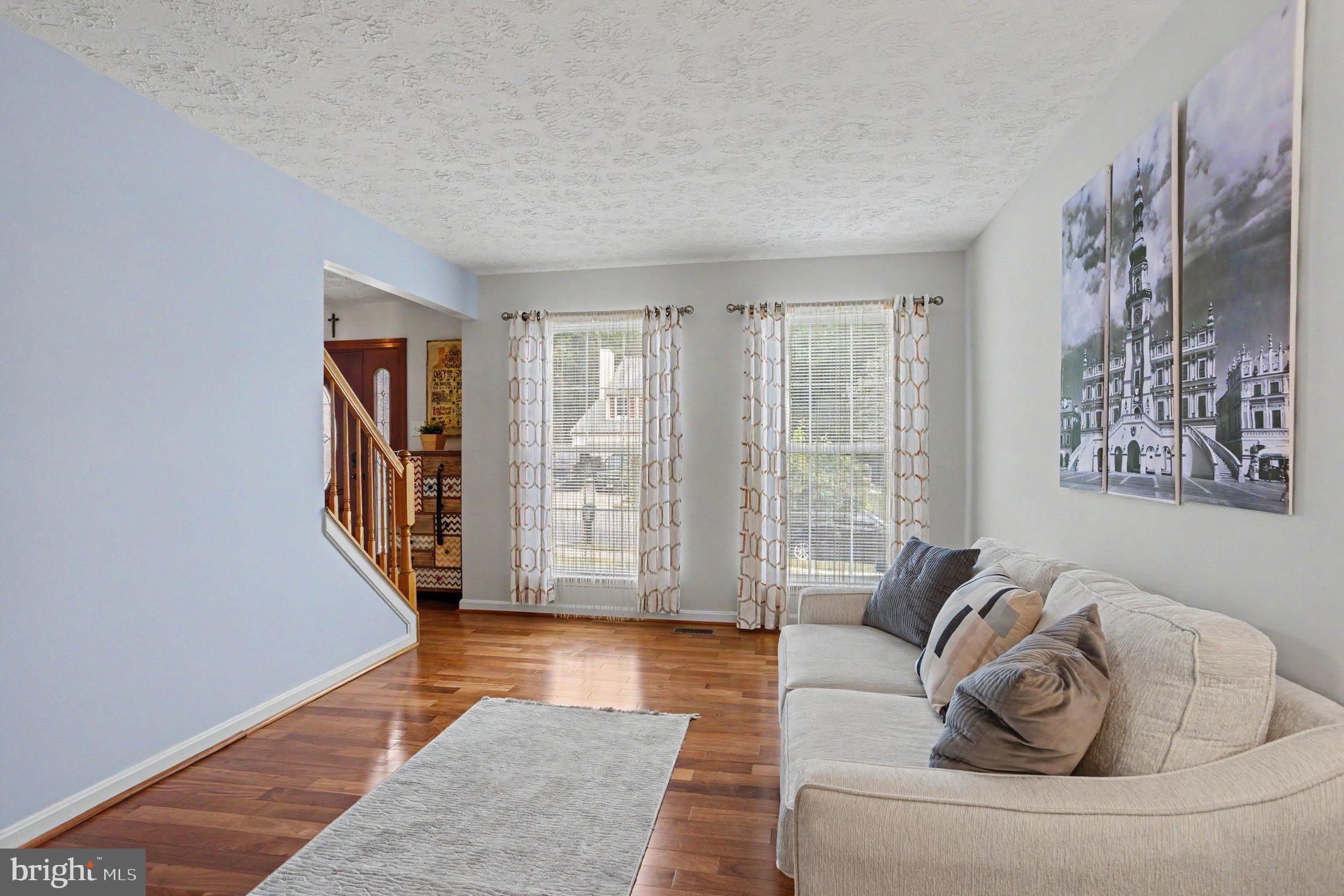 3219 EASTBEND COURT