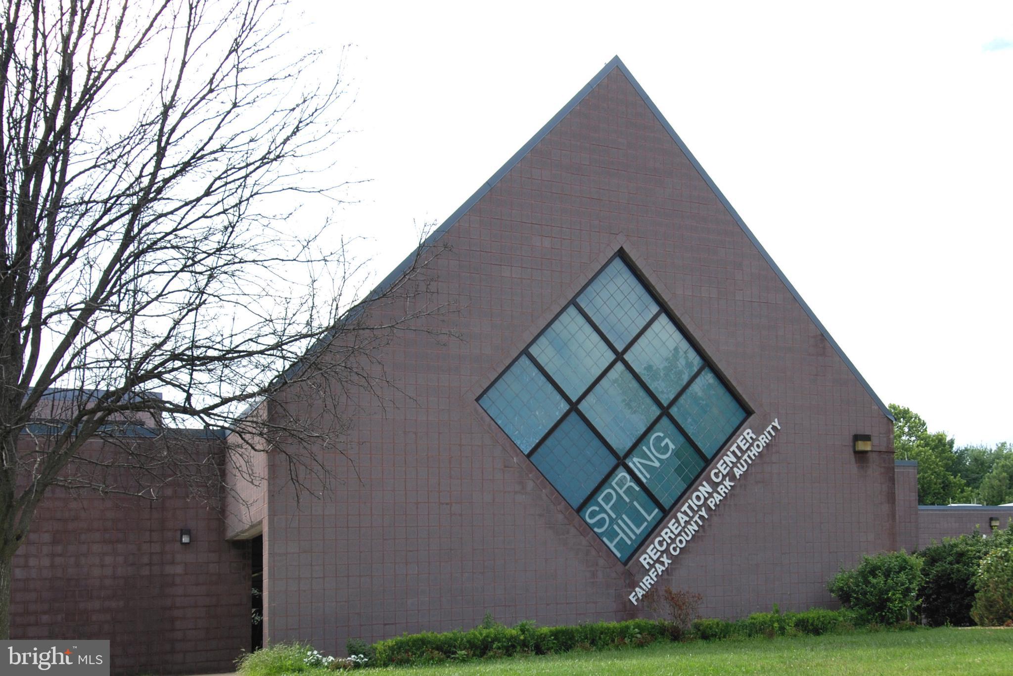 MCLEAN ESTATES - Residential