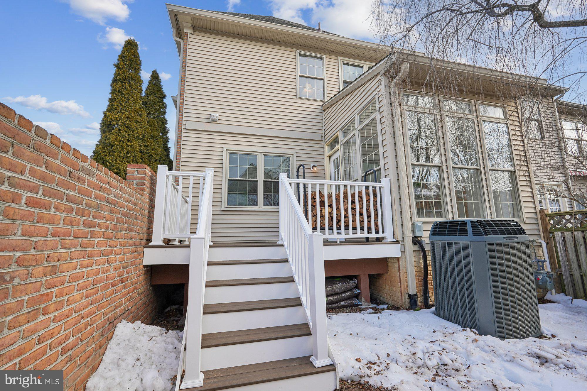 WORMANS MILL - Residential