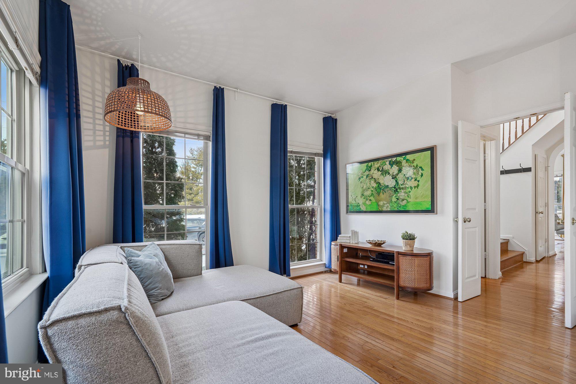 WORMANS MILL - Residential