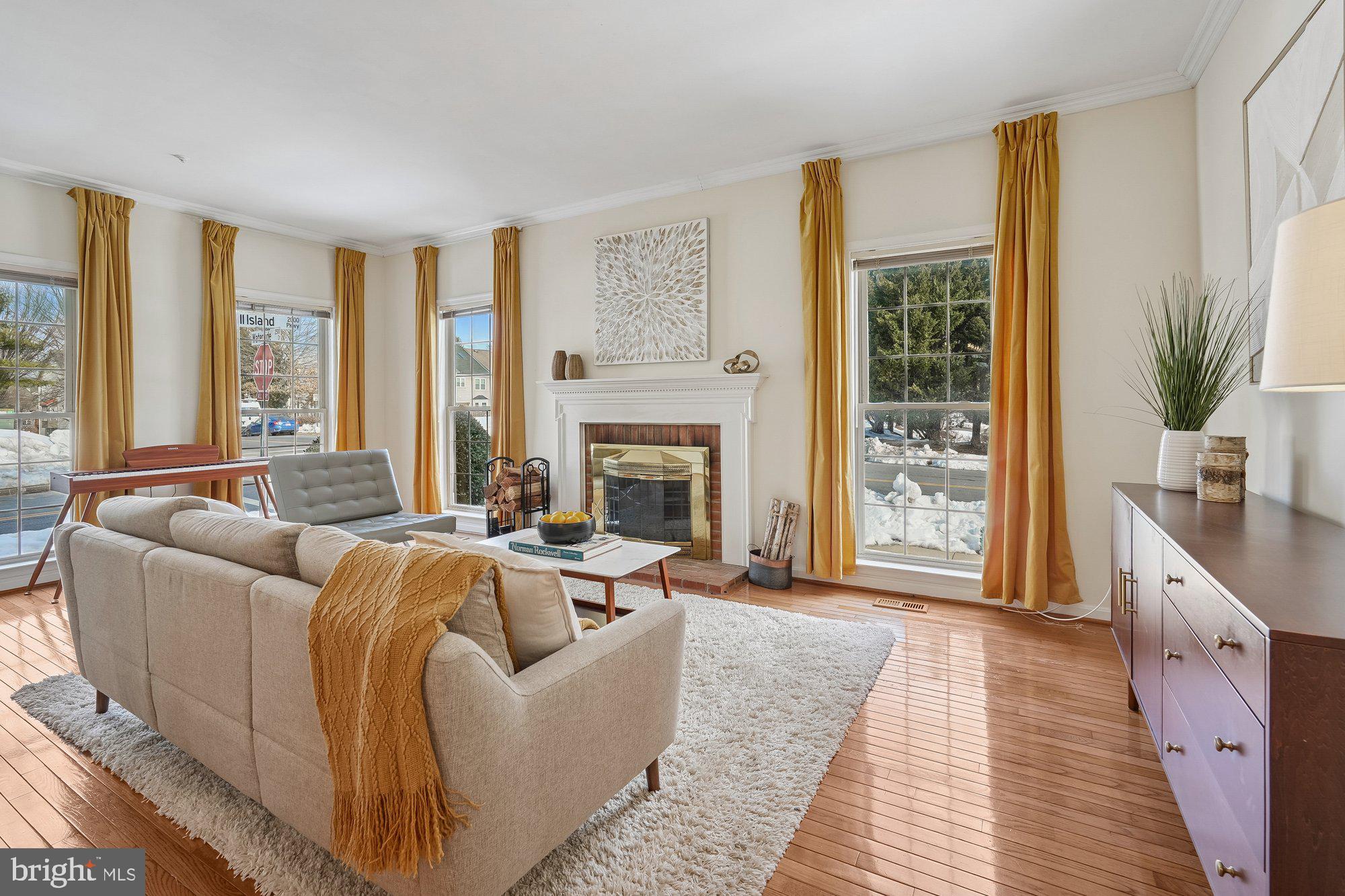 WORMANS MILL - Residential