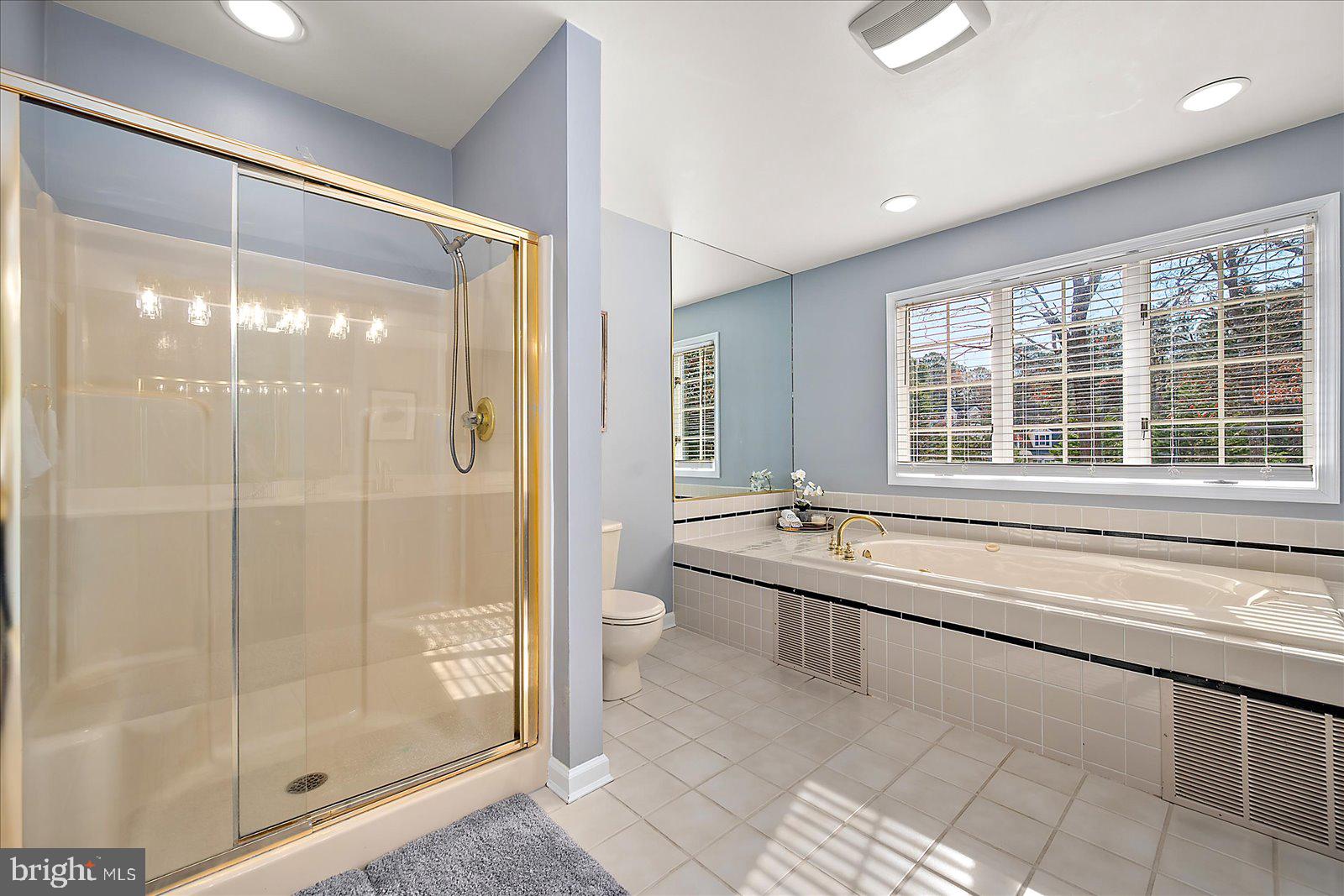 FOXCHASE - Residential