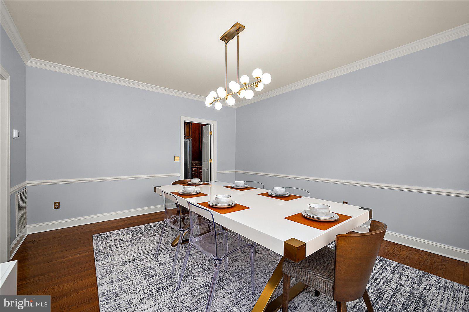 FOXCHASE - Residential