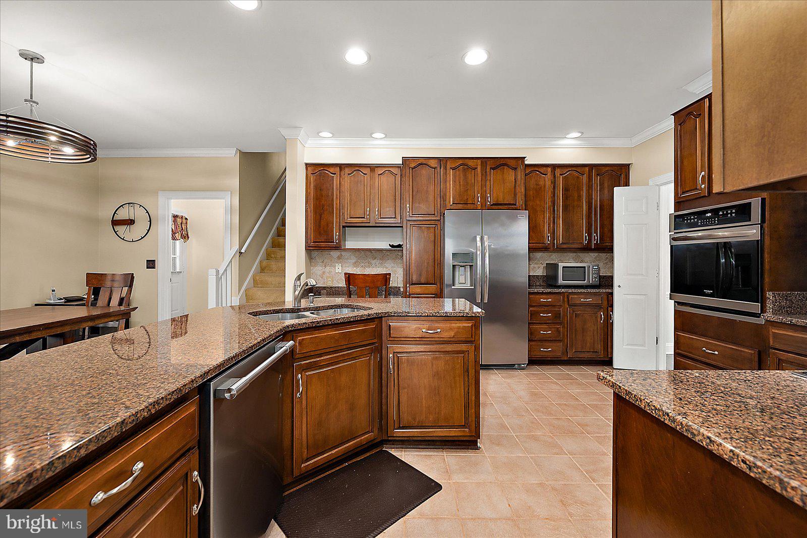 FOXCHASE - Residential