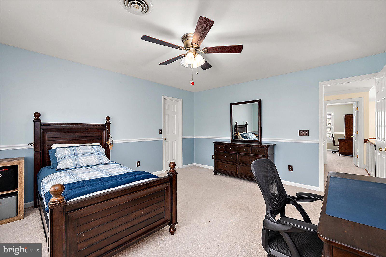 FOXCHASE - Residential