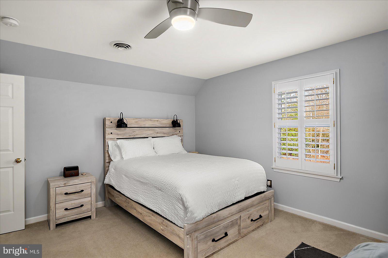 FOXCHASE - Residential