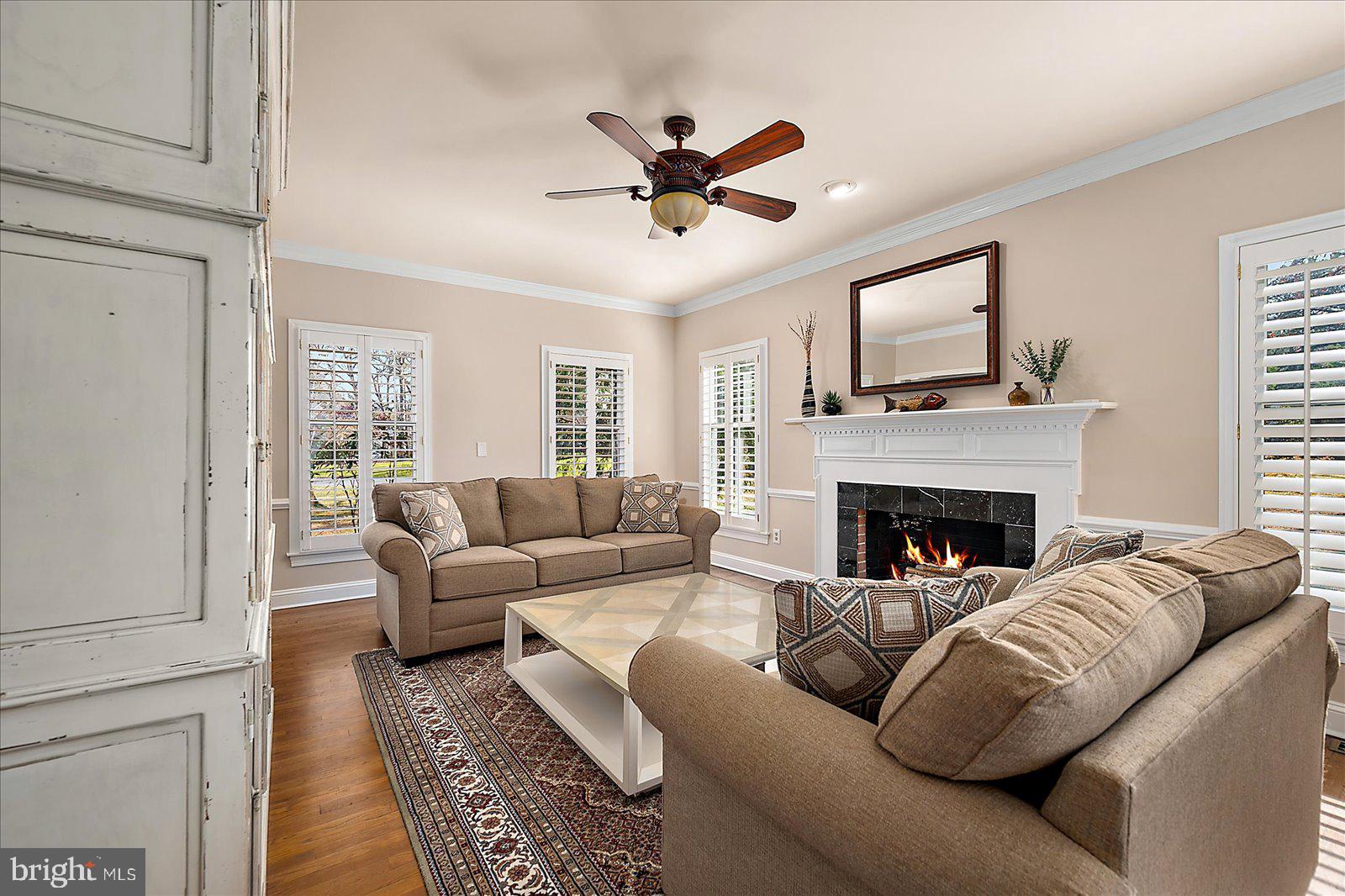 FOXCHASE - Residential