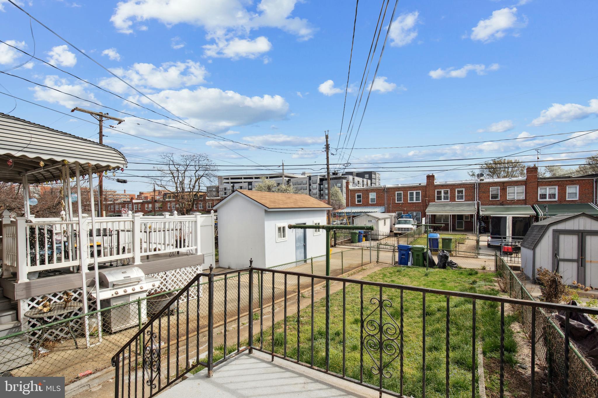 GREEKTOWN - Residential