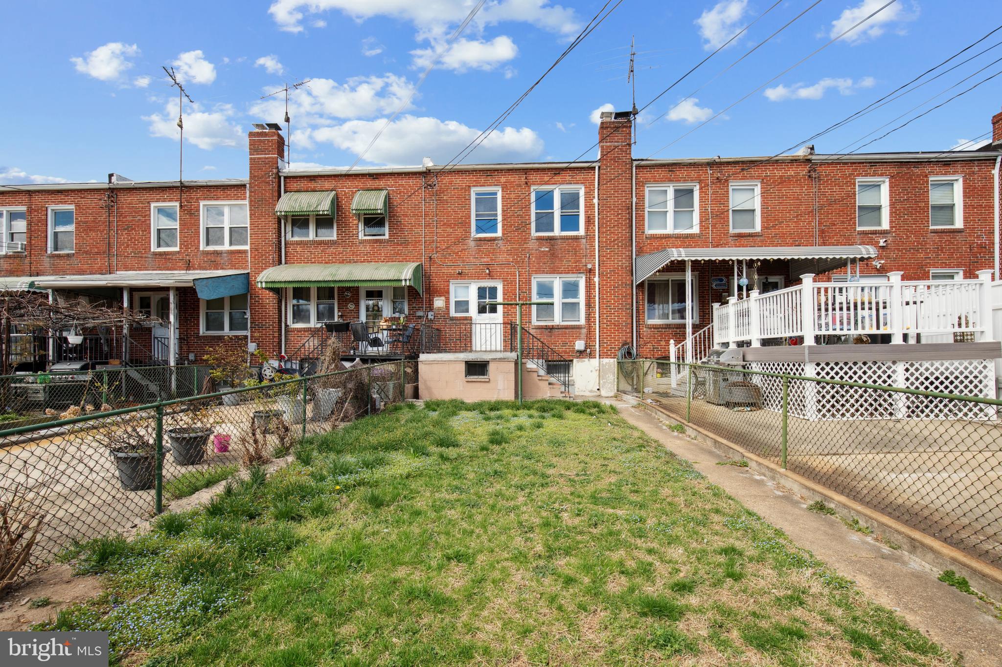 GREEKTOWN - Residential