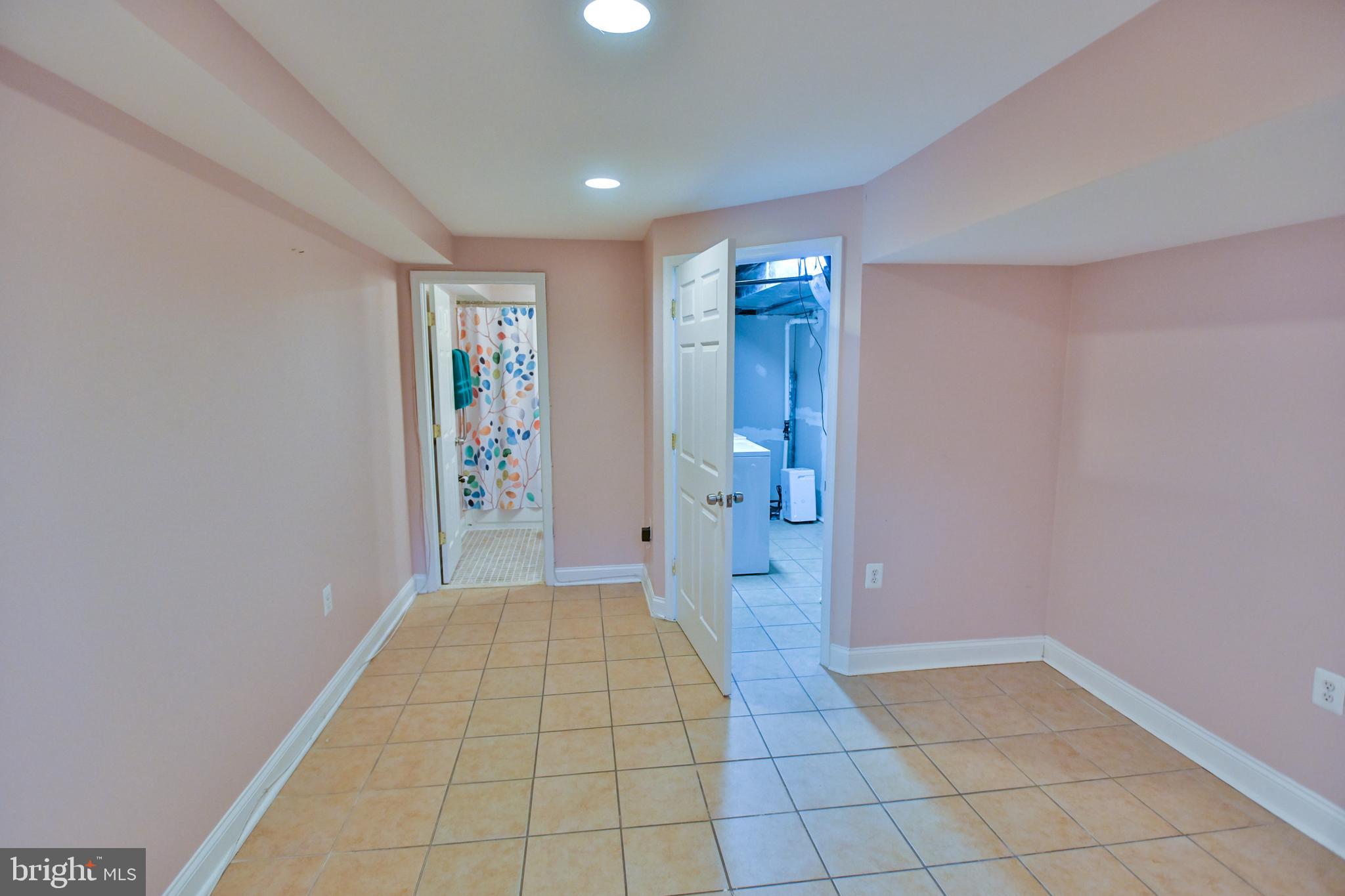 MCELDERRY PARK - Residential