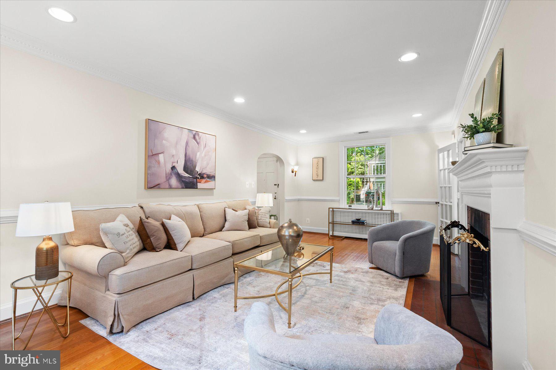 AMERICAN UNIVERSITY PARK - Residential