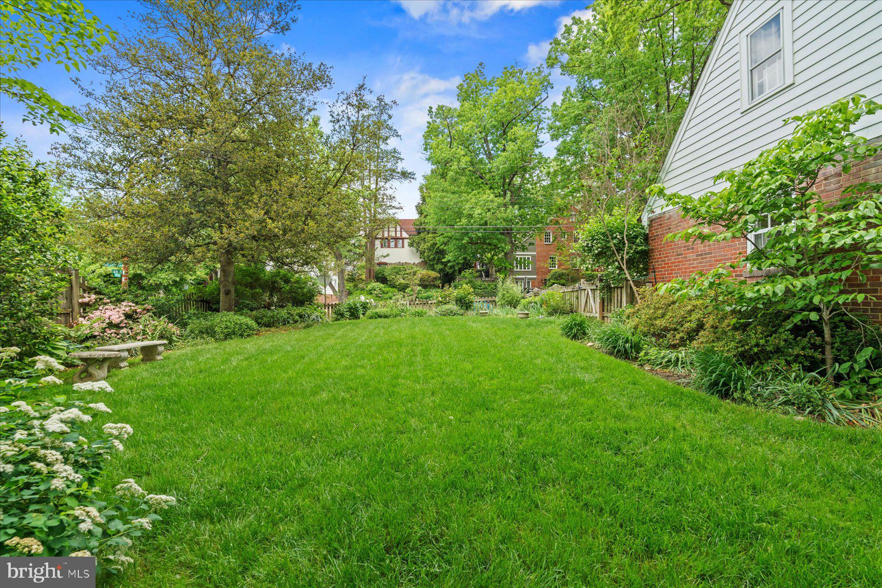 AMERICAN UNIVERSITY PARK - Residential