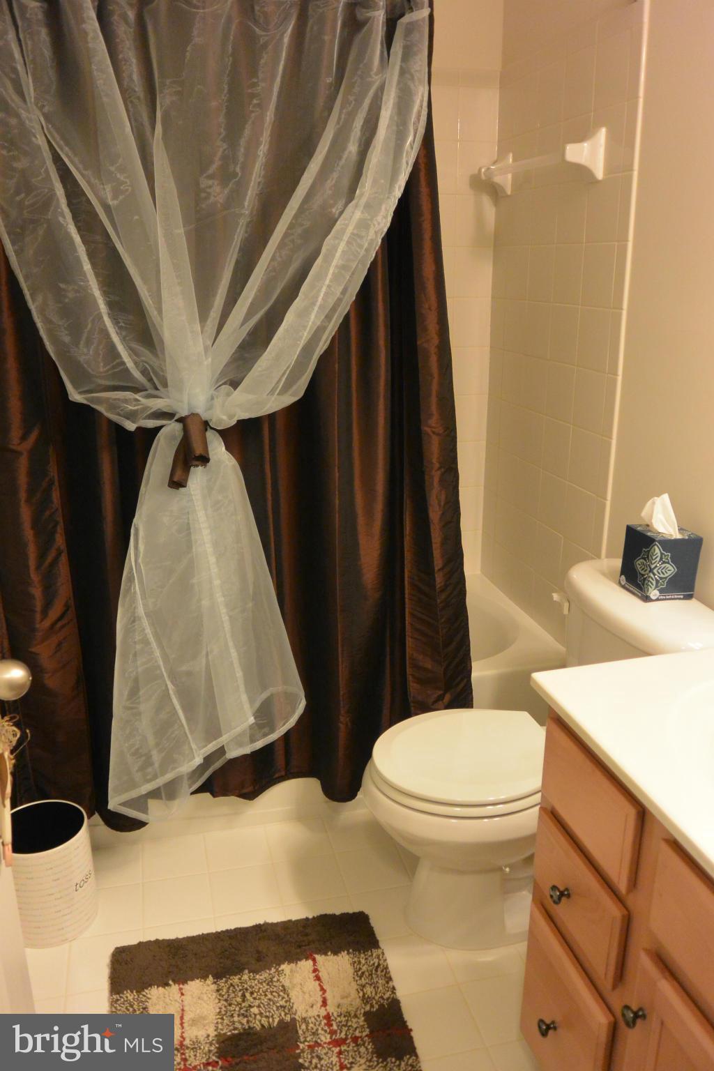 THE RESIDENCES AT MARKET CENTER - Residential