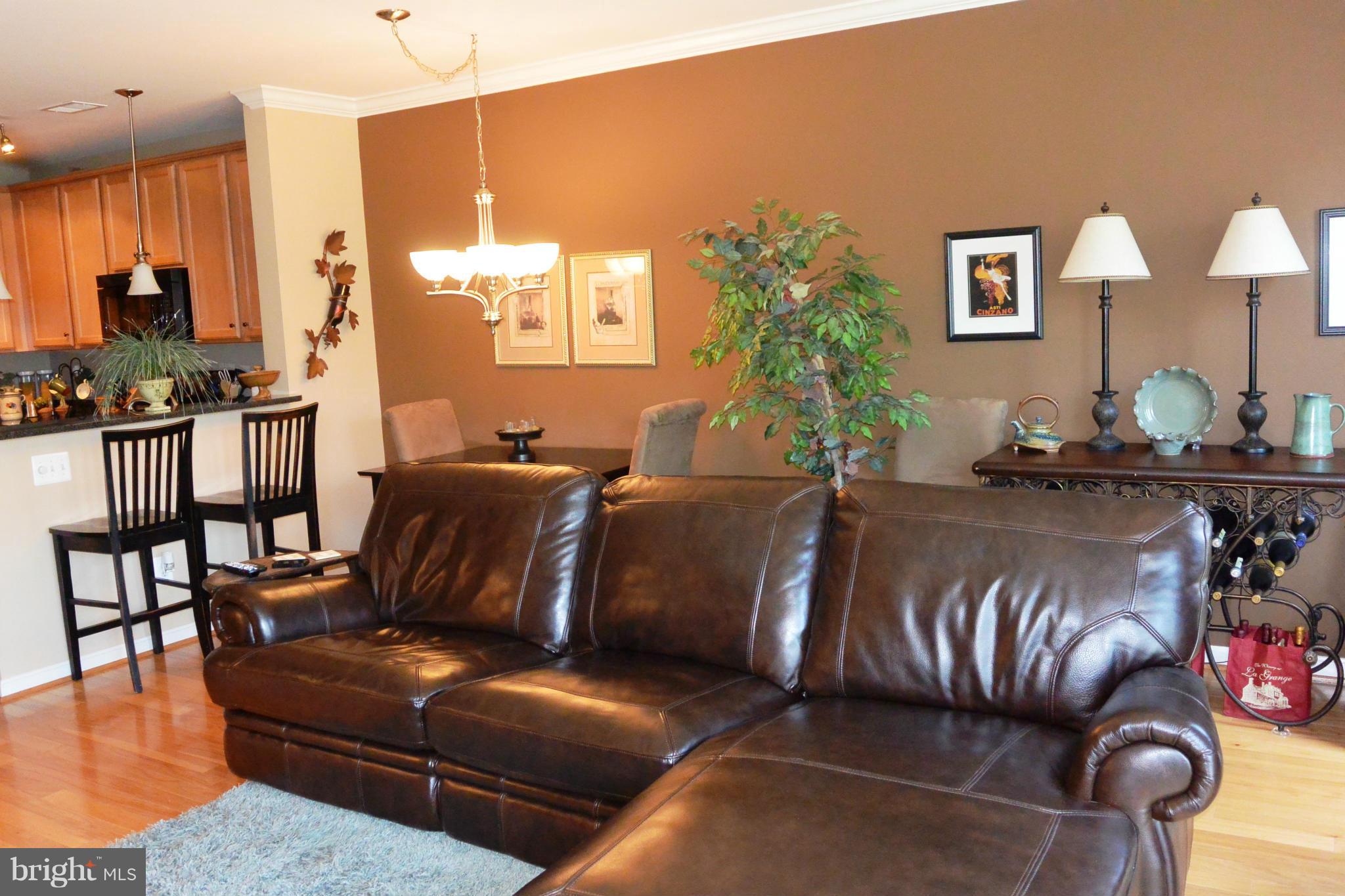 THE RESIDENCES AT MARKET CENTER - Residential