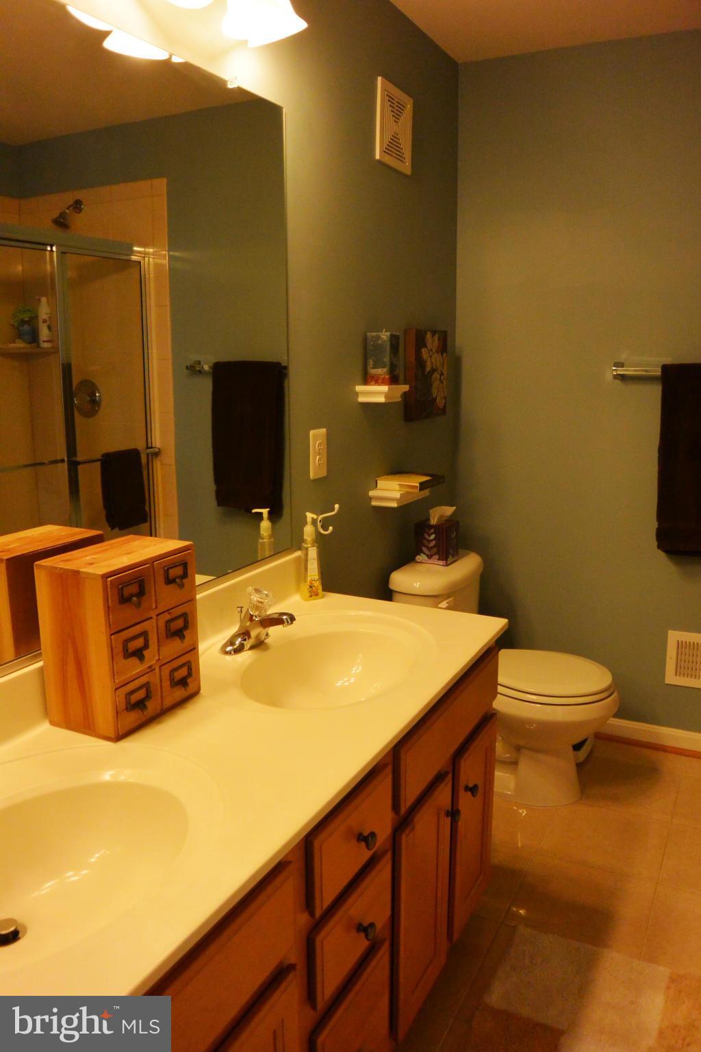 THE RESIDENCES AT MARKET CENTER - Residential