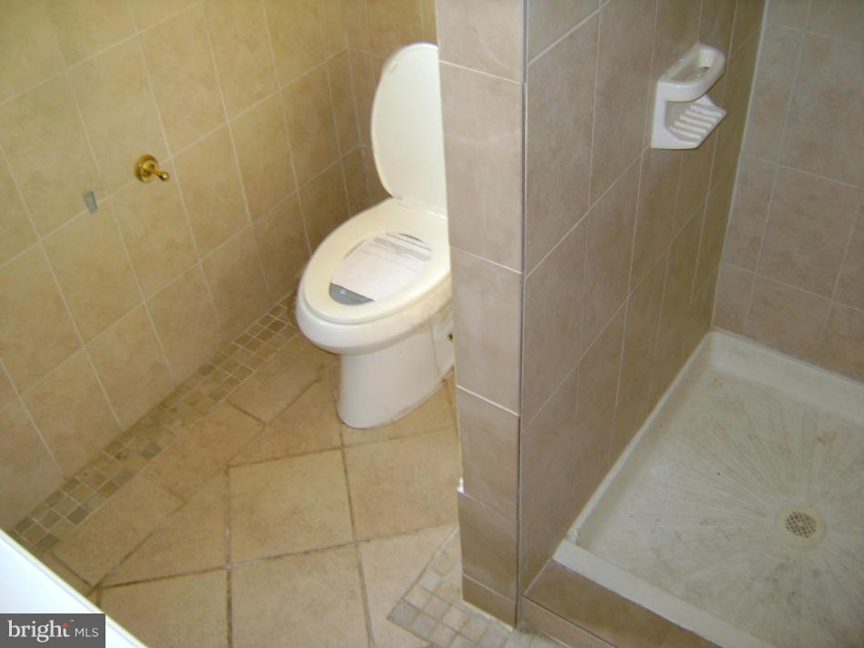 WASHINGTON FOREST - Residential