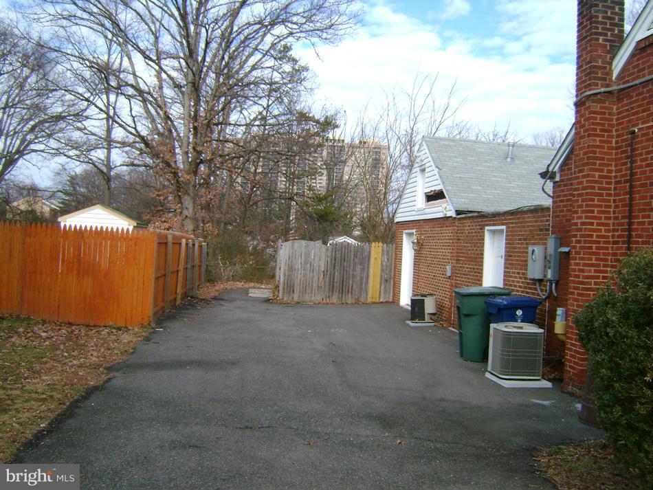 WASHINGTON FOREST - Residential