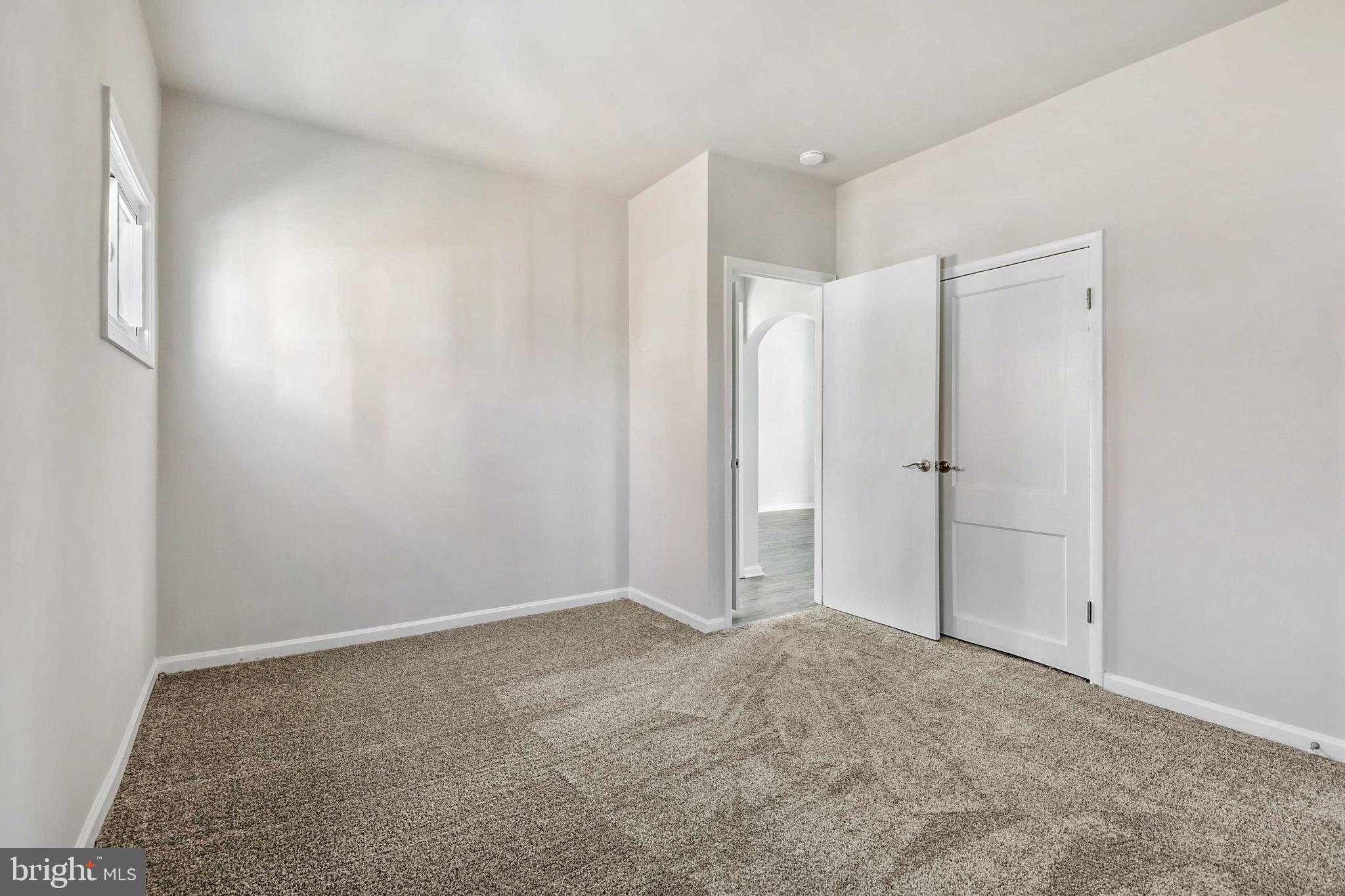 HILLENDALE PARK - Residential