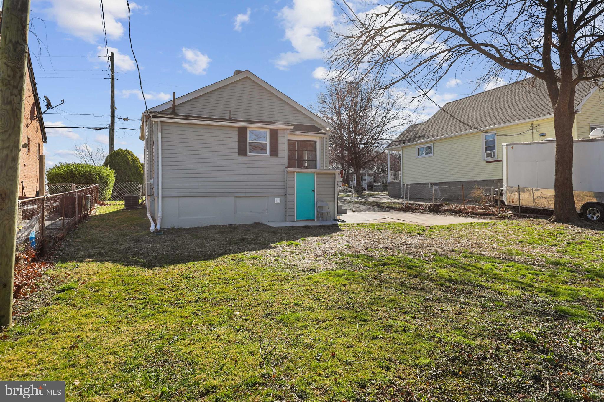 HILLENDALE PARK - Residential