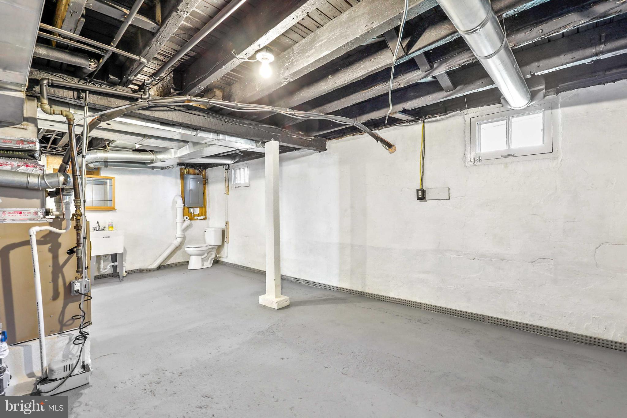 HILLENDALE PARK - Residential