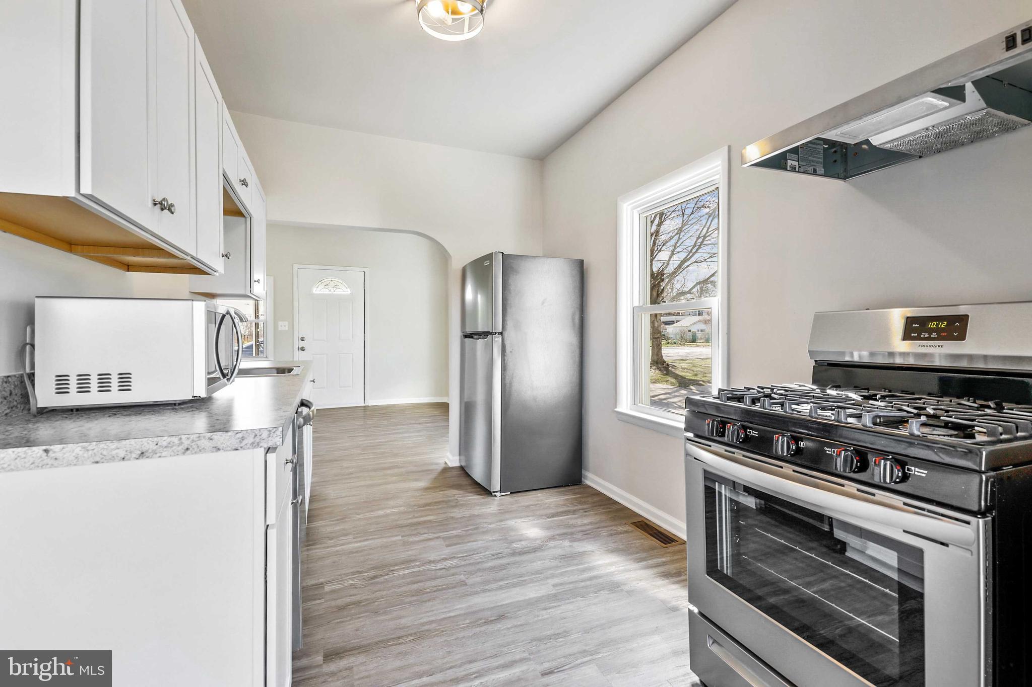 HILLENDALE PARK - Residential