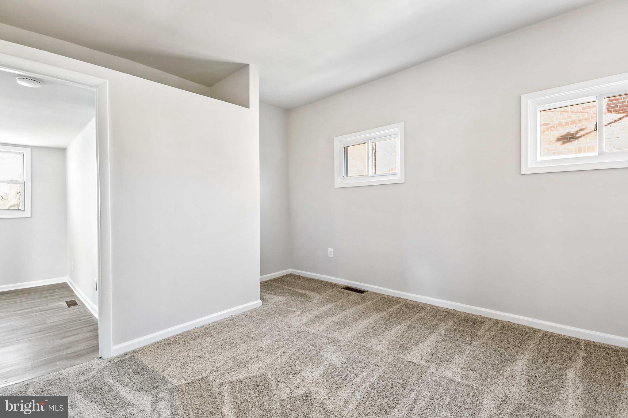 HILLENDALE PARK - Residential