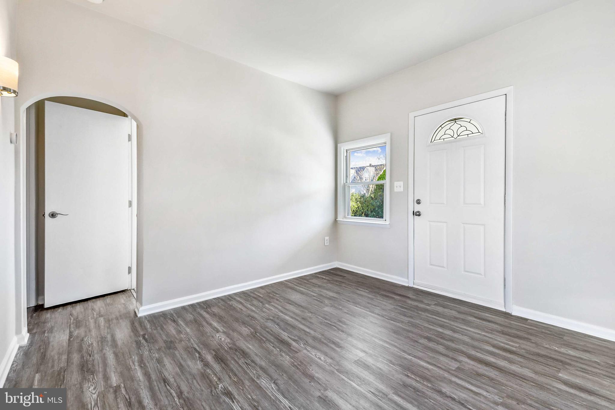 HILLENDALE PARK - Residential