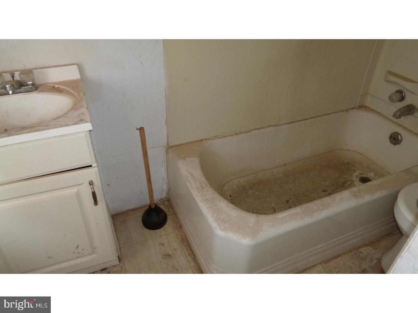 PHILADELPHIA (NORTH) - Residential Income